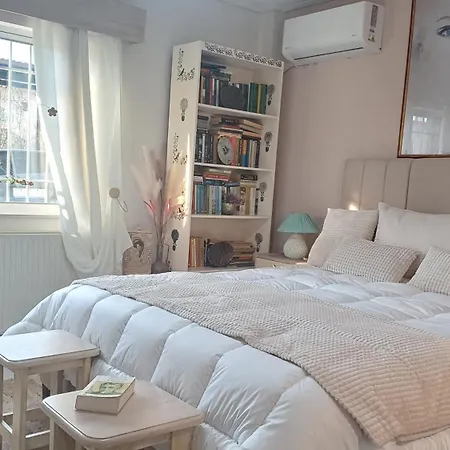 アパート Cozy γωνιά στο χωριό