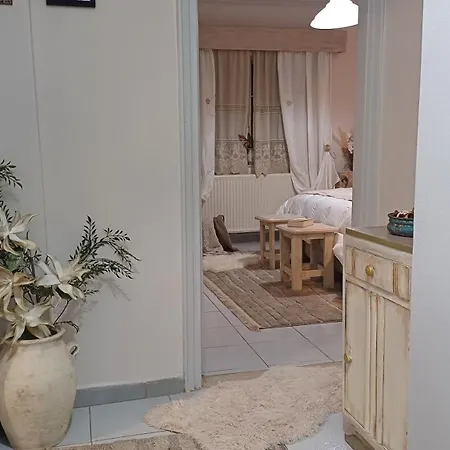 Cozy γωνιά στο χωριό Lianokladhion