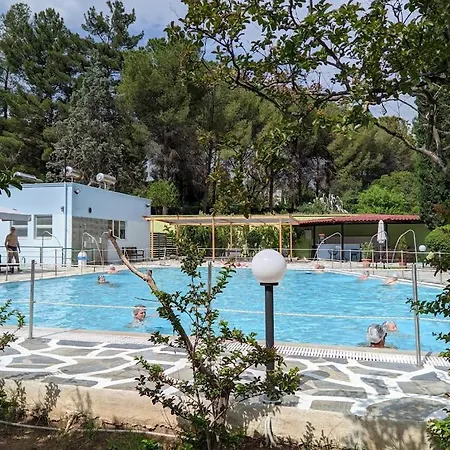 Cozy γωνιά στο χωριό Lianokladhion